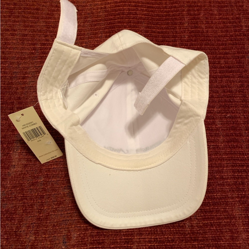 White 'Namaste 6' Away' Hat - Picture 5 of 7
